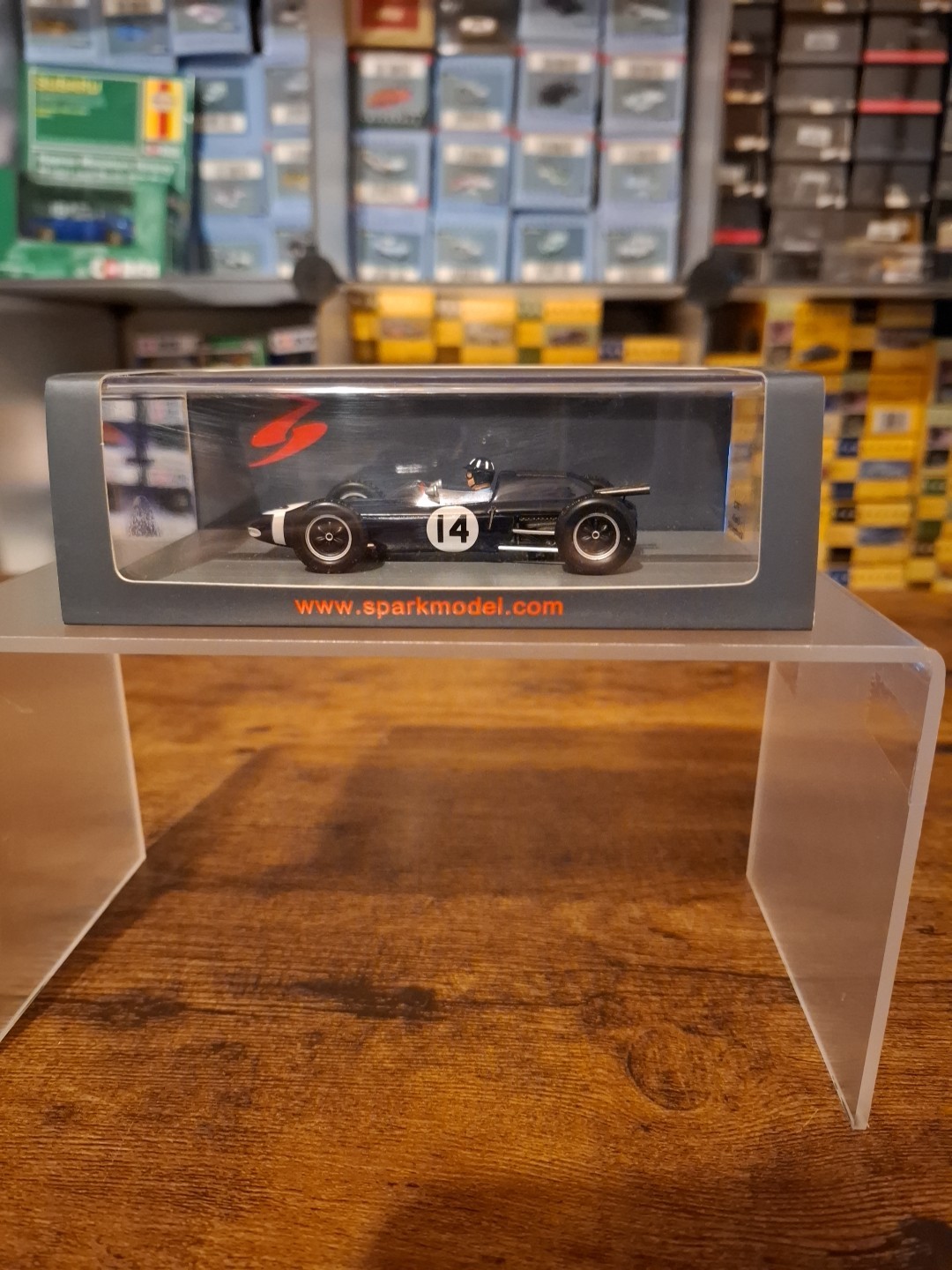 Spark S7122 Lotus 24 #14 Kanonloppet GP Sweden 1962 - Graham Hill 1/43 Scale