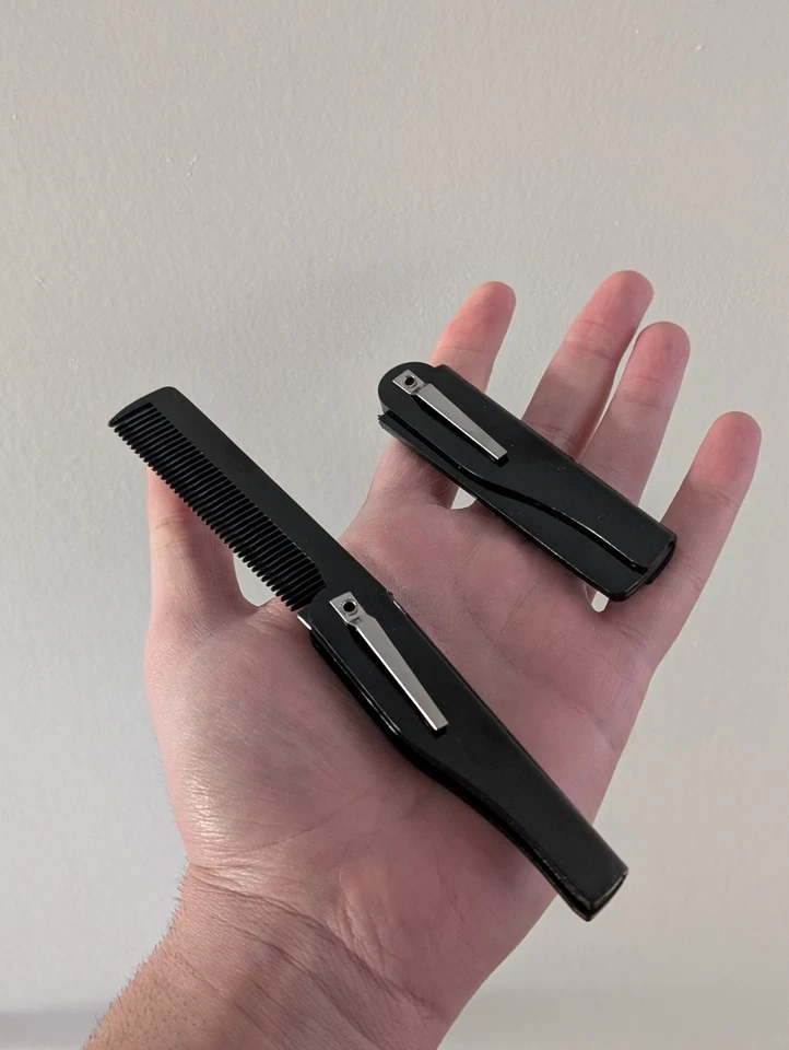 Portable Foldable Pocket Clip Hair Mustache Folding Beard Comb New Men's Women's - Image 2 of 4