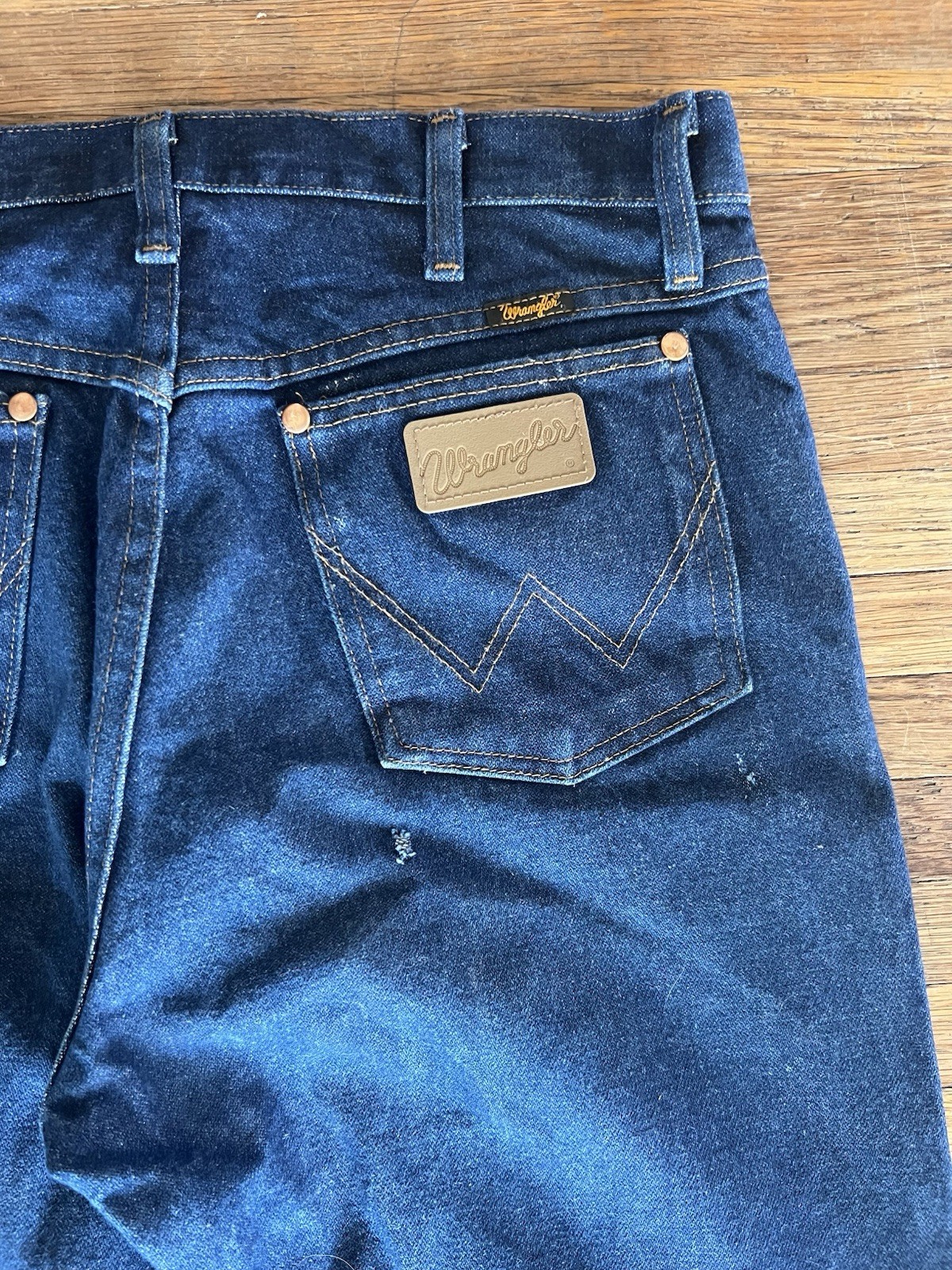 Wrangler 13MWZ Jeans Men's (Fits 32X32) Cowboy Cut Rodeo Distressed Blue Denim thumbnail 9