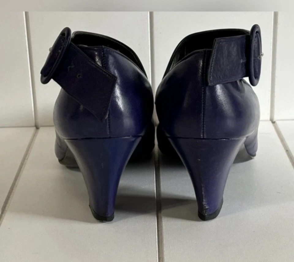 Tacones morados vintage Charles Jourdan talla EU 39/US 8,5 Foto 4 de 4