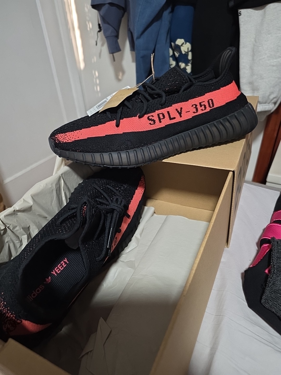 adidas Yeezy Boost 350 V2 Core Black Red Stripe Size 13 BY9612 thumbnail 3