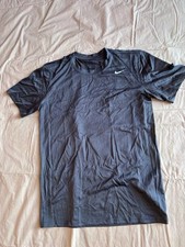 Men’s Nike Dri-FIT short-sleeve training t-shirt . 718833-060. Sz S