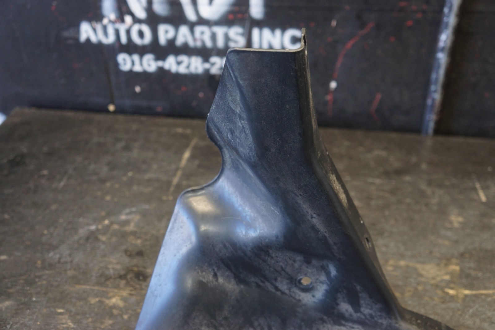 Audi R8 2017-2023 Rear Left Lower Radiator air duct panel P/N 4S0121705A