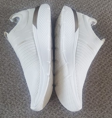 Puma White/Gold Softride Pro Echo Slip On Running Shoes Womens Size 11 NWOB