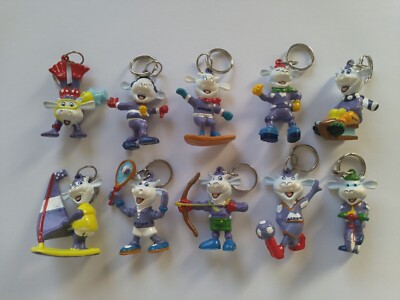 MILKA CHOCO COWS SPORTS KEYCHAINS FIGURINES SET FIGURES COLLECTIBLES MINIATURES