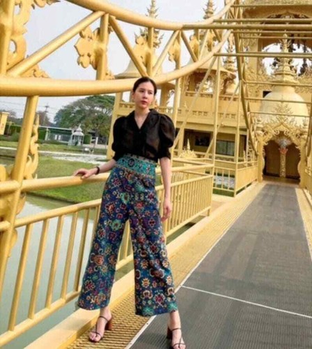 Women's Long Pants Cotton Multi-Color Thai Batik Sarong Floral Pattern Free Size - Picture 9 of 13