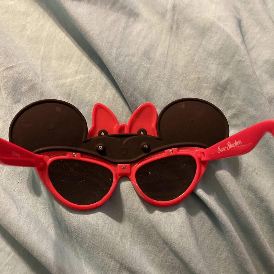 Sun-Staches Disney Minnie Mouse Character Sunglasses - Image 3 of 4