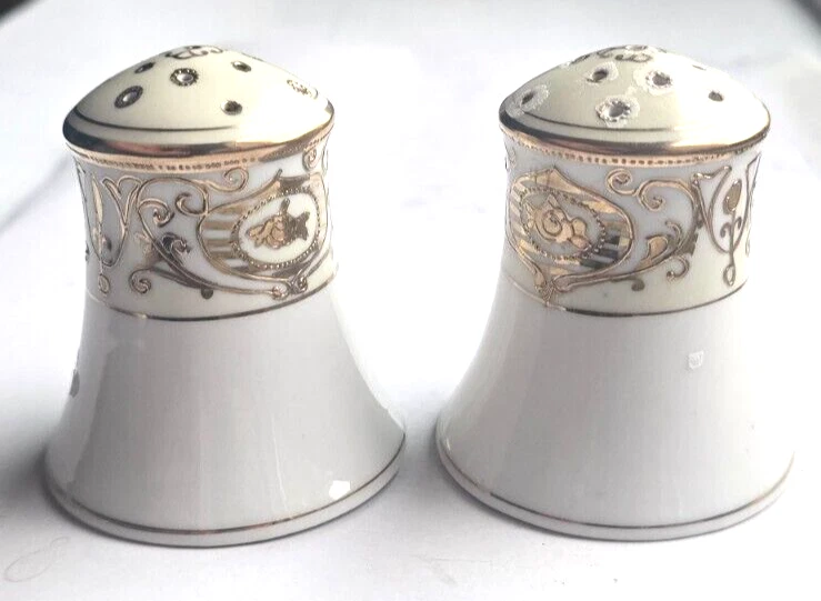 Ceramic & Porcelain White Collectible Salt & Pepper Shakers 1900