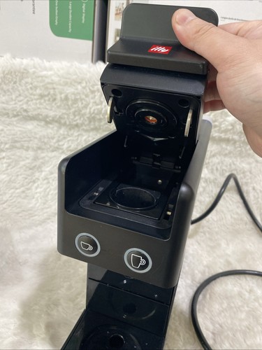 Illy Y3.3 Espressomaschine, Single Serve Coffee Espressomaschine, 19bar, schwarz - Bild 6 von 8