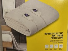 Image of Zanussi Electric Heated Blanket Double with 9 Heat Settings and Timer, ZEDB7002