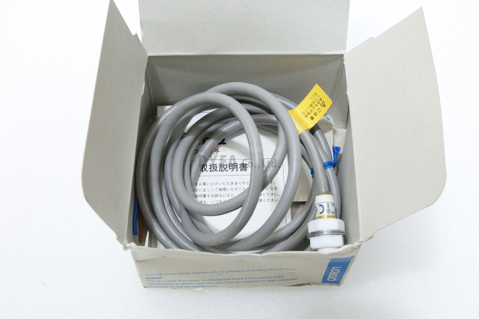 OMRON Genuine NIB E2FQ-X2D1 2M Proximity Sensor SEN-I-2657=9A19