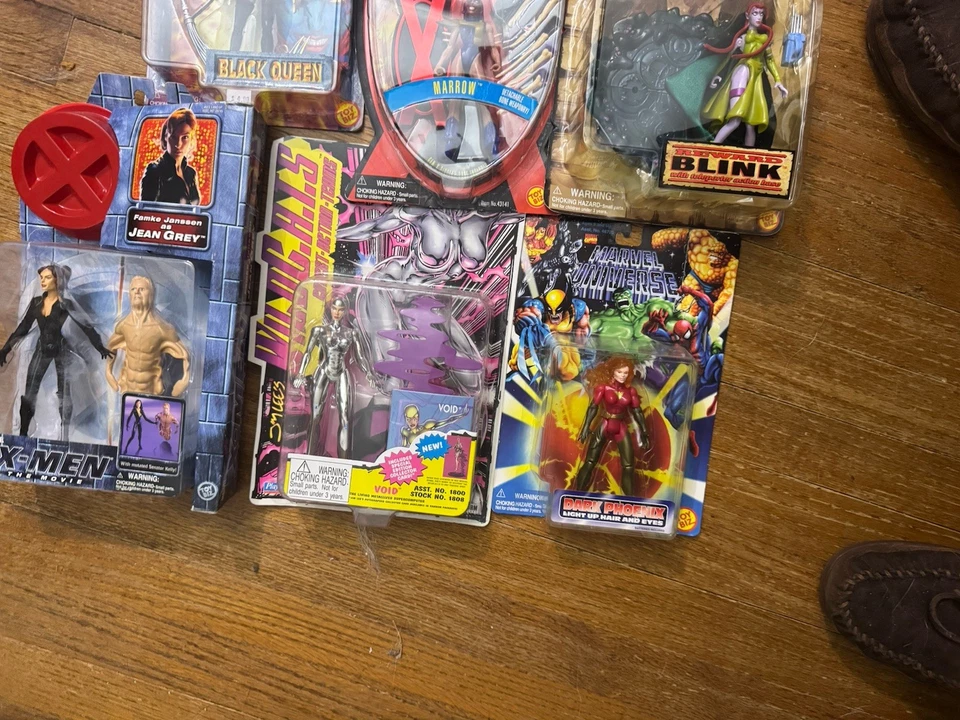 Lote 9 figuras de acción selladas Marvel Toy Biz de colección Foto 4 de 4