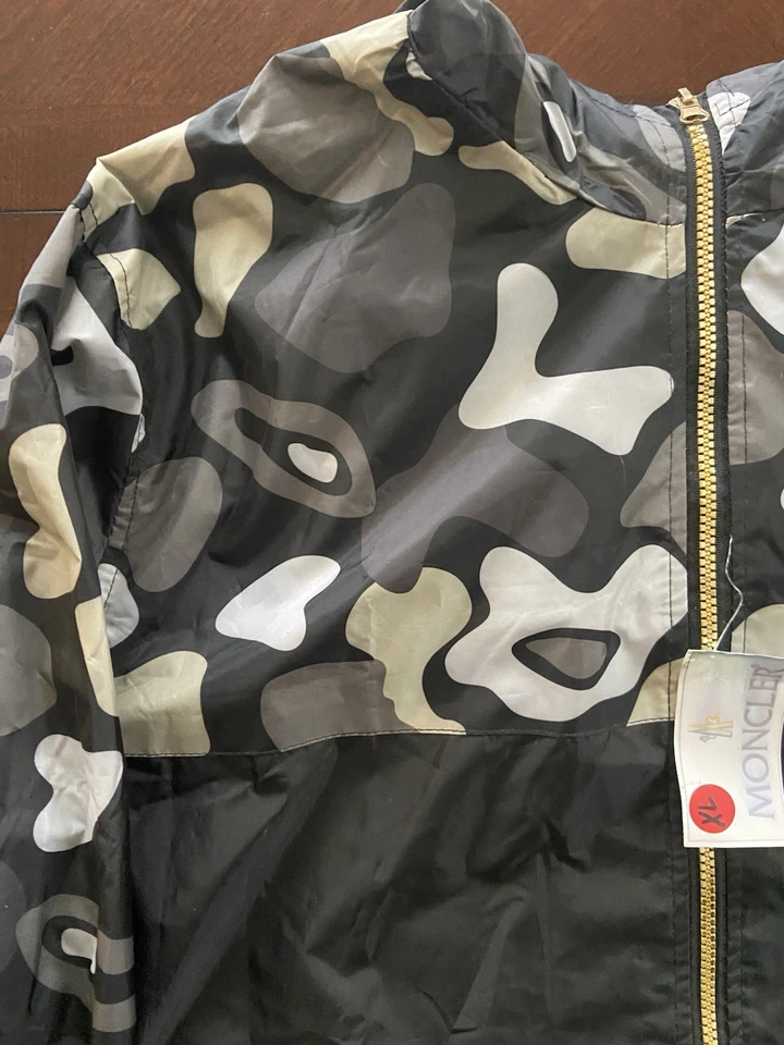 Camo Hooded Windbreaker Jacket Moncler Style Designer XL Black Gray Not Original - Image 3 of 4