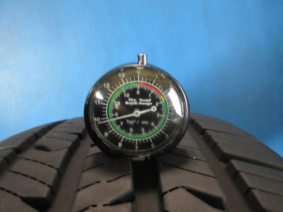 Used Bfgoodrich Advantage Control All Season 245 45 20 9-10/32 High Trd 2041F Foto 2 de 4