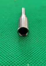 Victorinox 1/8" hex - 1/4" hex bit adapter Cybertools / Electronics screwdrivers
