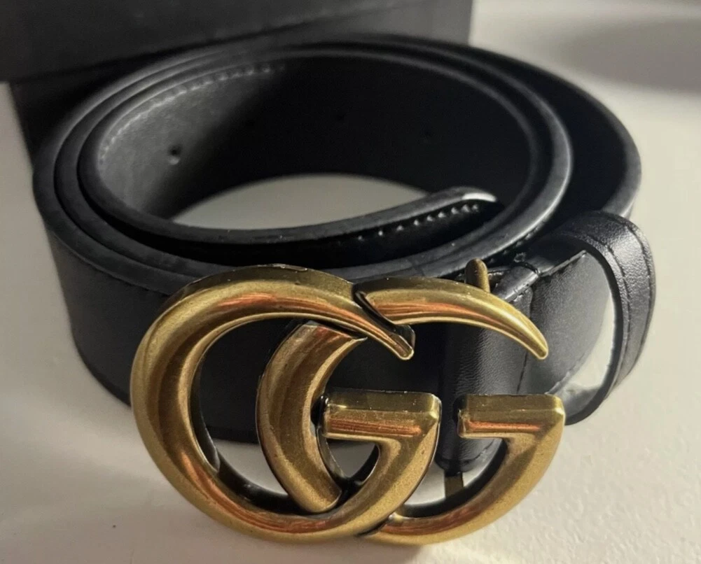 Ceinture Gucci noire avec logo doré taille 34
