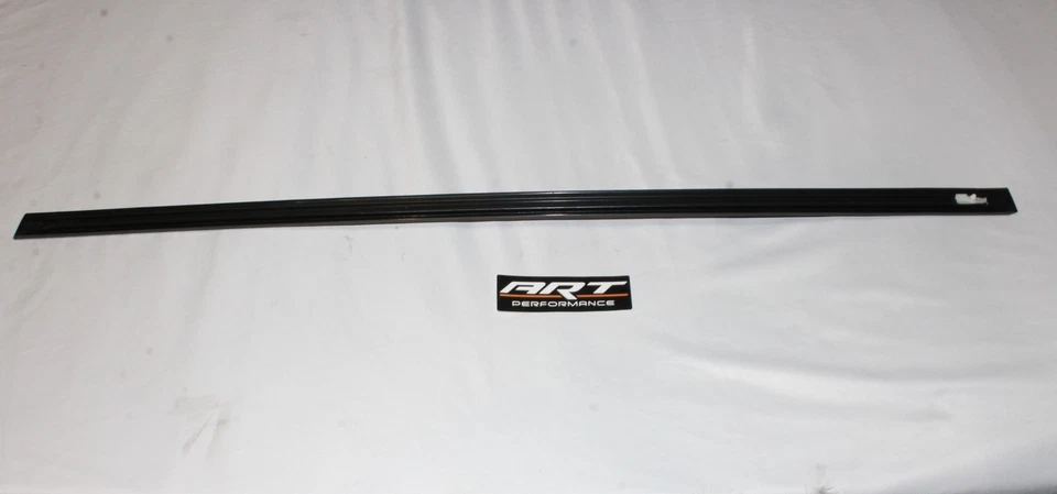 Moldura de porta dianteira direita genuína para BMW Série 5 E-34 - Imagem 2 de 2