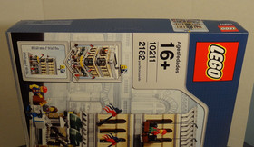 LEGO 10211 Grand Emporium Modular  New Sealed