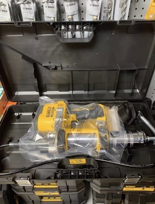 1pcs NEW   DCGG571 Rechargeable grease gun 18V UPS shipping *pt