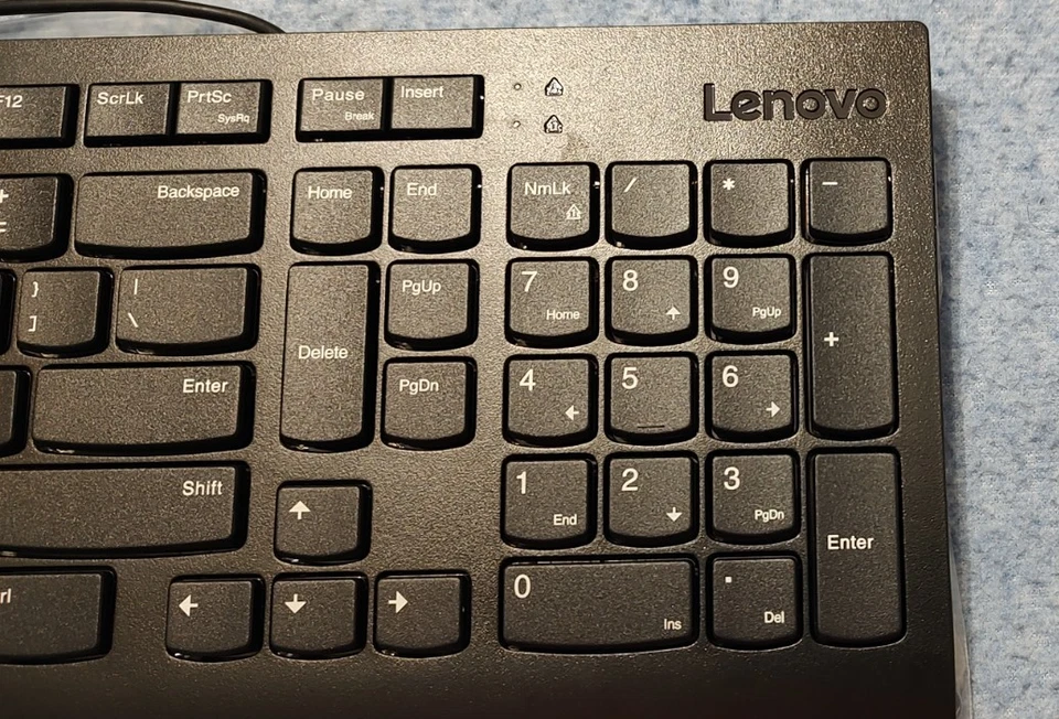 Lenovo wired USB Keyboard black & Optical Sensor Mouse EKB-536A  Combo deal - Image 4 of 4