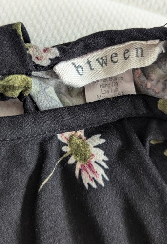 BTWEEN Size 8 Women's Blouse Tshirt Short Sleeve Black Floral - Picture 19 of 24