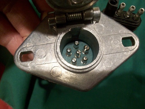 FREE SHIP-SHOP FIND=Napa 755-1538 Trailer Light Adaptor 6-Way Round Connector - Picture 4 of 8