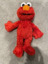 Tickle Me Elmo C0923 Giggles Shakes Talks Hasbro Sesame Street Plush Good Condit