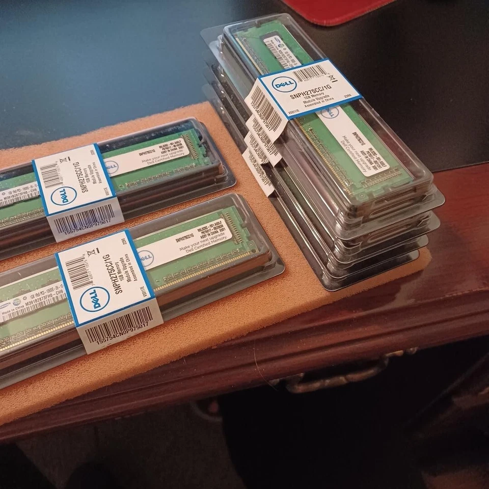 6 PCS Samsung 1GB 1Rx8 PC3 10600E DDR3 M391B2873FH0-CH9 ECC Server Ram Memory - Image 2 of 2