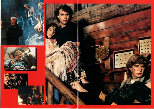 THE LOST BOYS - Brochure sold at Japanese movie theaters - Picture 4 of 8