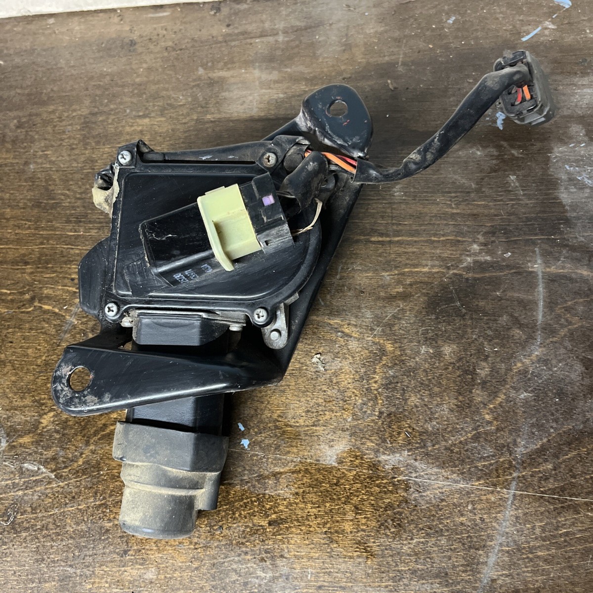 R3150様 1984-1989 Nissan 300zx Z31 OEM Right RH Headlight Motor Pop