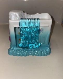 1996 Kenner Littlest Pet Shop LPS Magic Waterfall Only.  NO PETS.