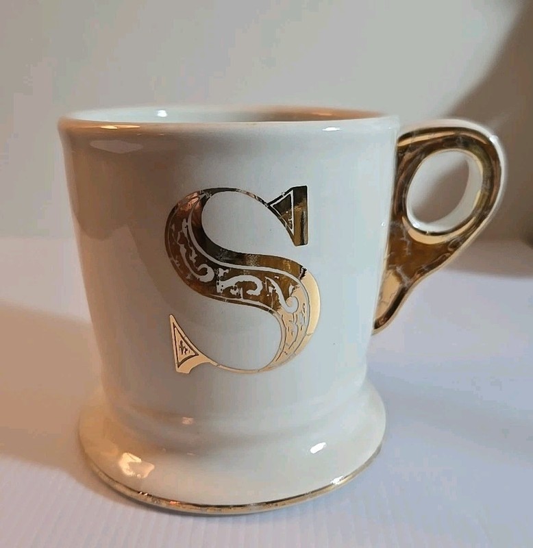 Anthology 'S' Coffee Mug White With Gold Trim 4" Round