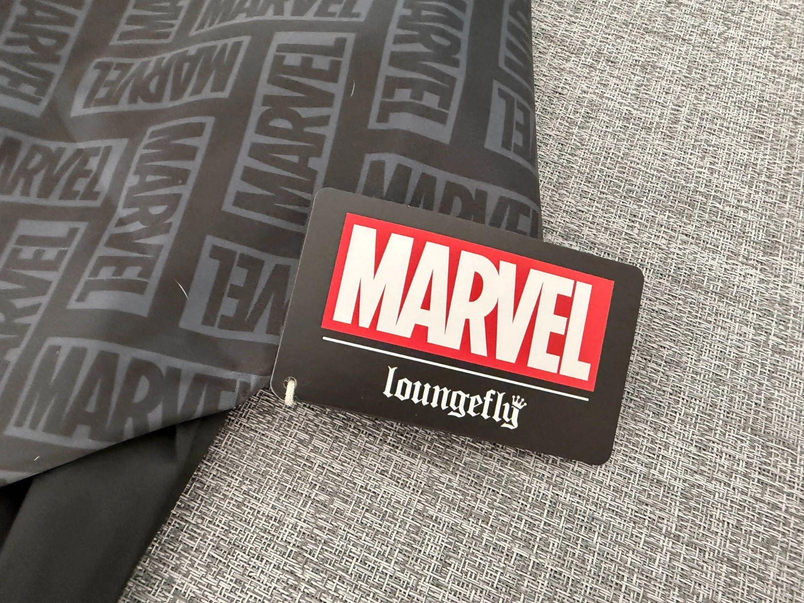 NEW - MARVEL 85th Anniversary Golden Logo Satin Bomber Jacket By Loungefly - XL image 10