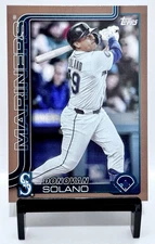 2025 Topps Update Donovan Solano /2025 Gold Border #US281 Seattle Mariners