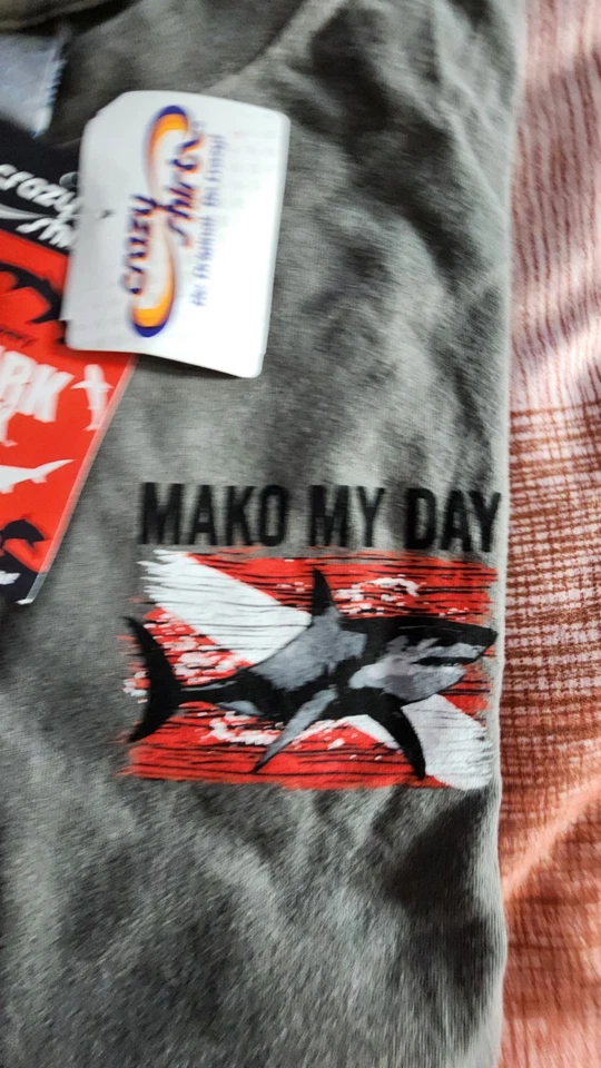 Camisa Crazy Shirts Para Hombre Grande MAKO MY DAY Discovery Shark Week Camiseta Gris Nueva con Etiquetas Foto 4 de 4