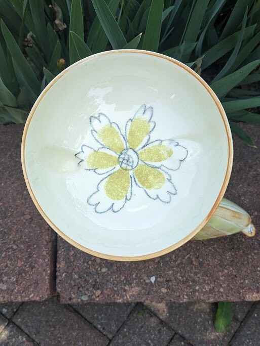 Rare Hedi Schoop design figurine - Girl with Bowl no damage