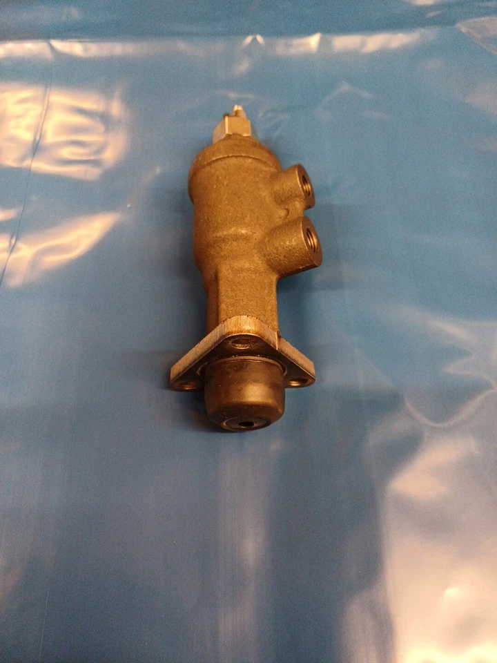 MORGAN PLUS FOUR 4 1950--56 NOVO CILINDRO MESTRE DE FREIO - Imagem 3 de 4