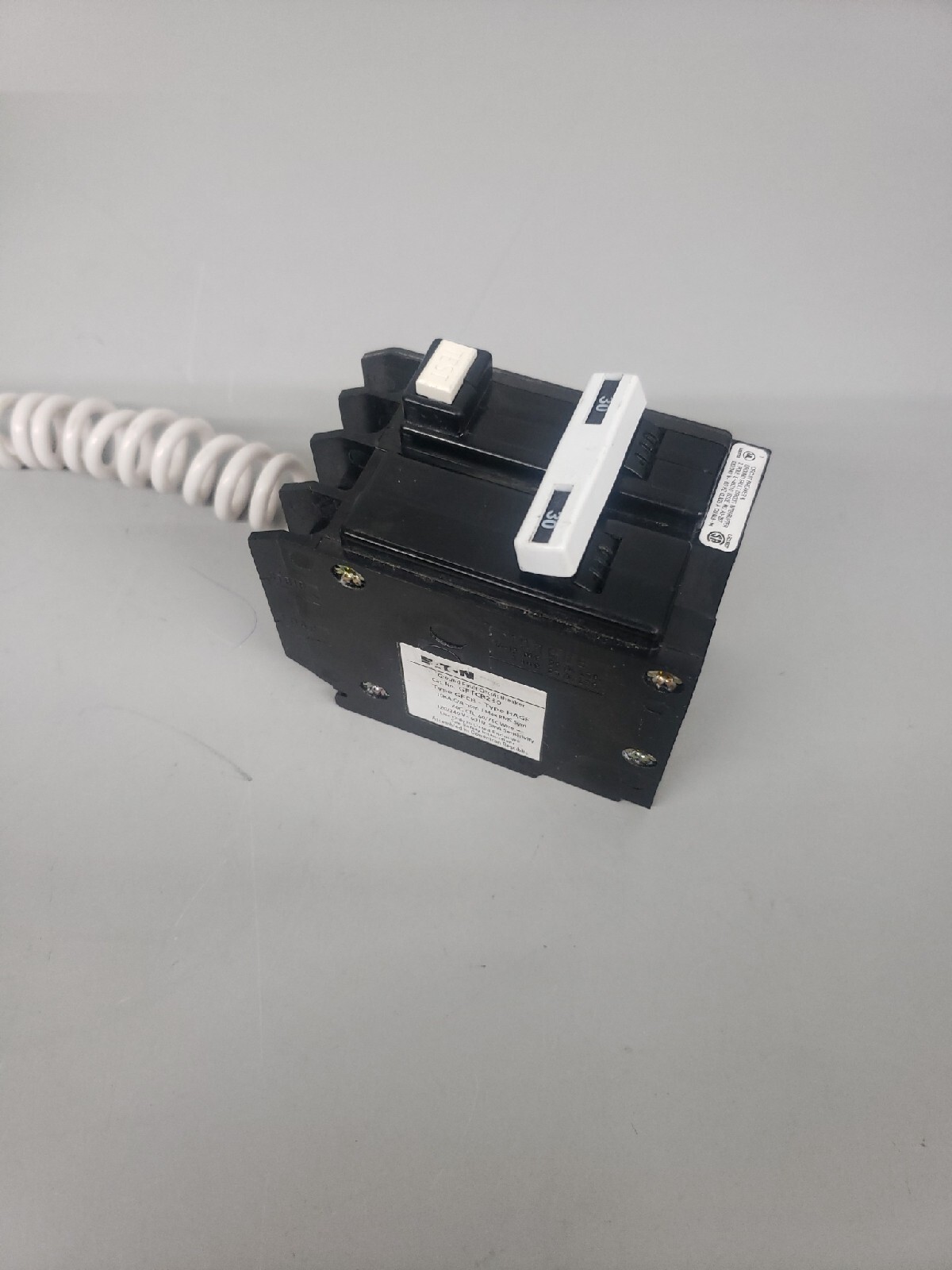 Gfecb EATON GFTCB230 2 Pole 30 amp Plug in GFCB Ground Fault Breaker 120/240v ...