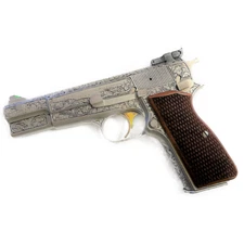 Browning High-Power walnut grips with full checkering pattern of high quality