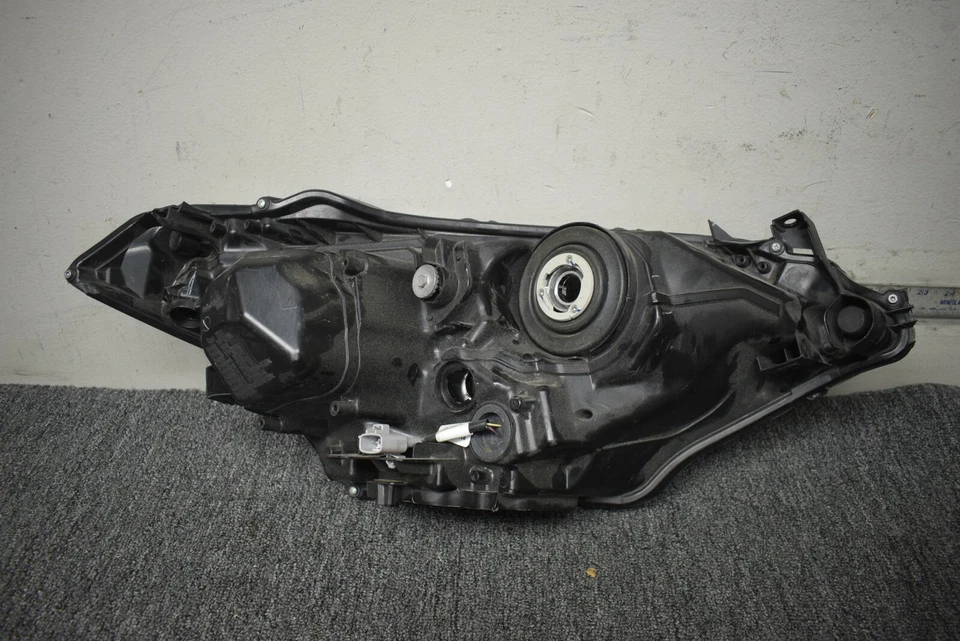 2014-2016 TOYOTA COROLLA ФАРЫ ЛЕВАЯ СТОРОНА ЗАВОДСКОЙ OEM - Изображение 4 из 4