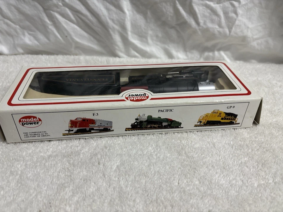 Model Power Vintage 0-4-0 Shifter Locomotive Train Santa Fe Tender #6634 HO - Image 4 of 4