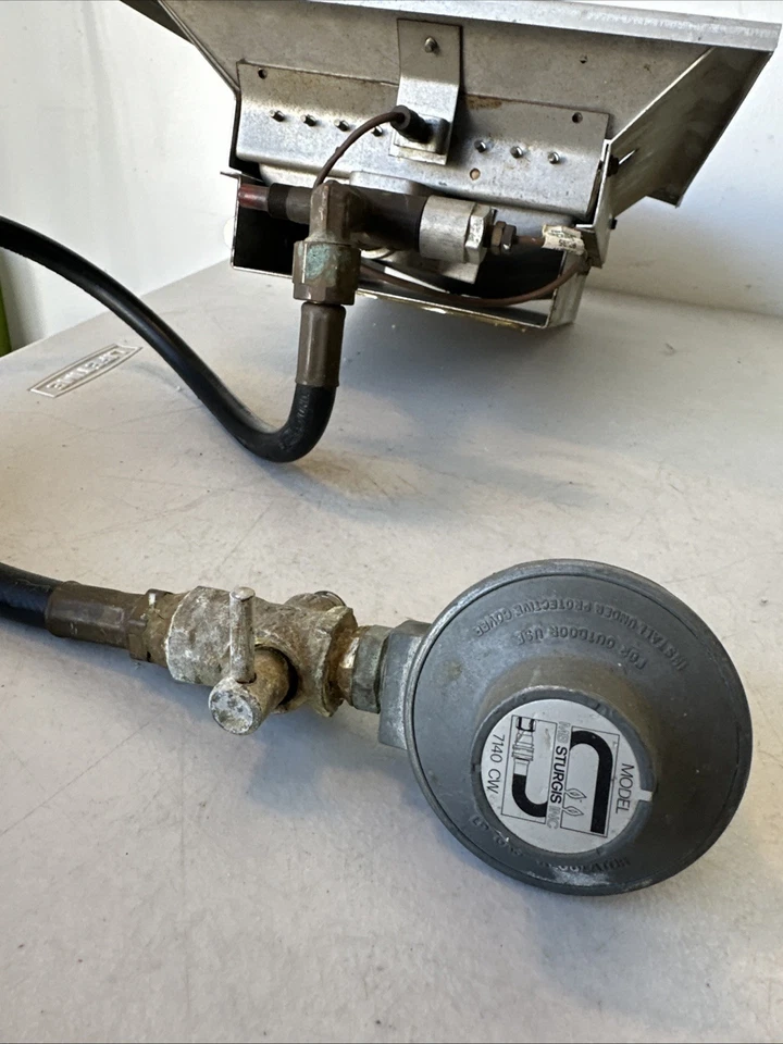 Calentador de gas portátil con tapa de tanque RE-VERBER-RAY P-16T, 16000 BTUH 2E392 Foto 3 de 4