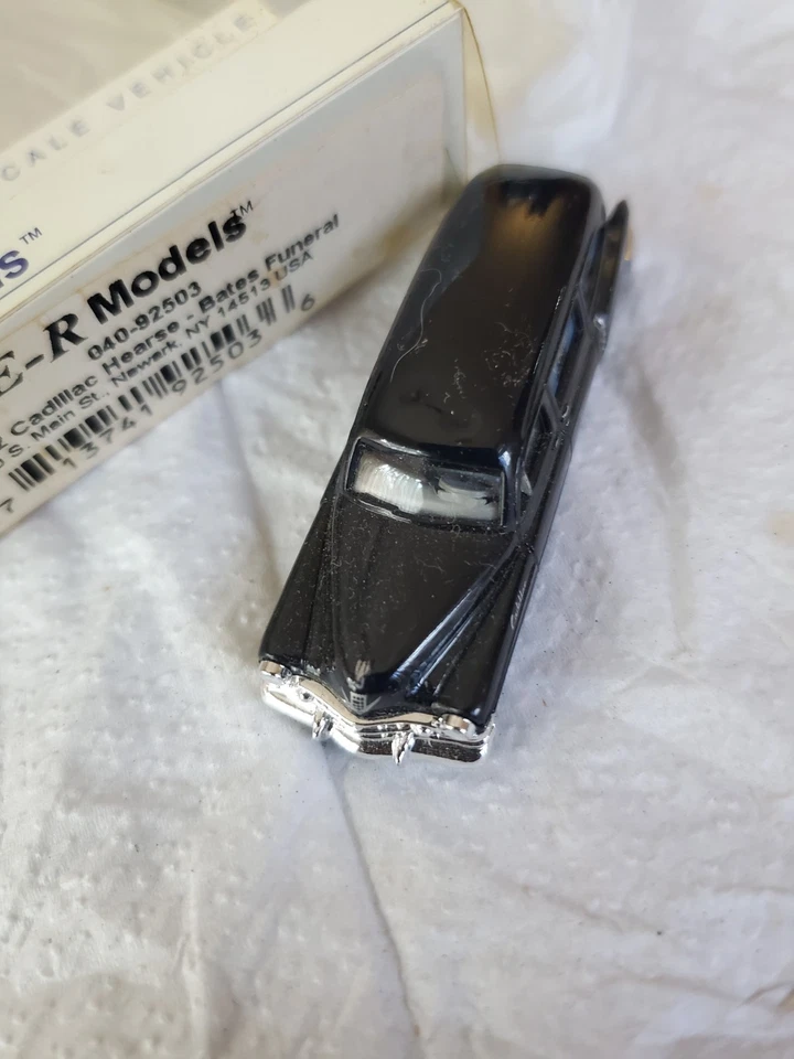 E R  Models 040 39503 Cadillac Hearse.Bates funeral - Image 4 of 4