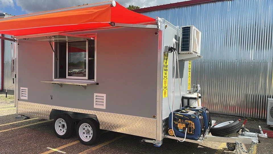 Remolque de comida nuevo de 14 pies totalmente equipado $23,995/precio real-en stock-hecho en EE. UU. Foto 3 de 4