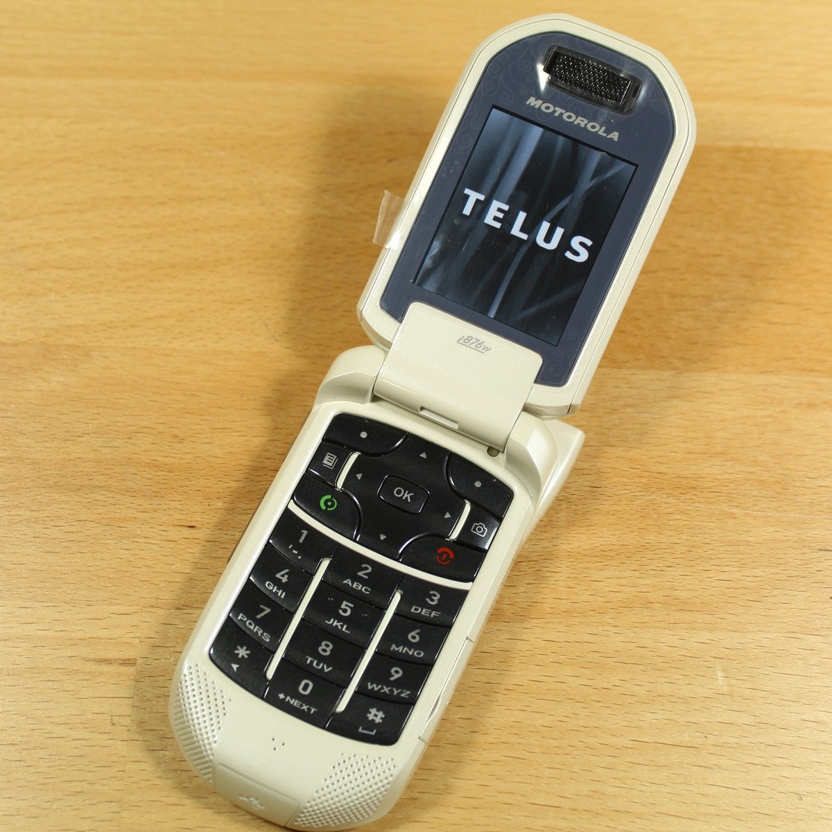 Rare Vintage Motorola i876W Telus Nextel iDen Phone White Direct