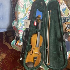 Cremona SV-100 Premier Size 1/2 Violin, new condition, with case and bow