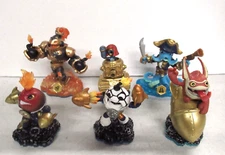 Lot of 16 Skylanders Swap Force Figures +2 Bases and Carrying Case