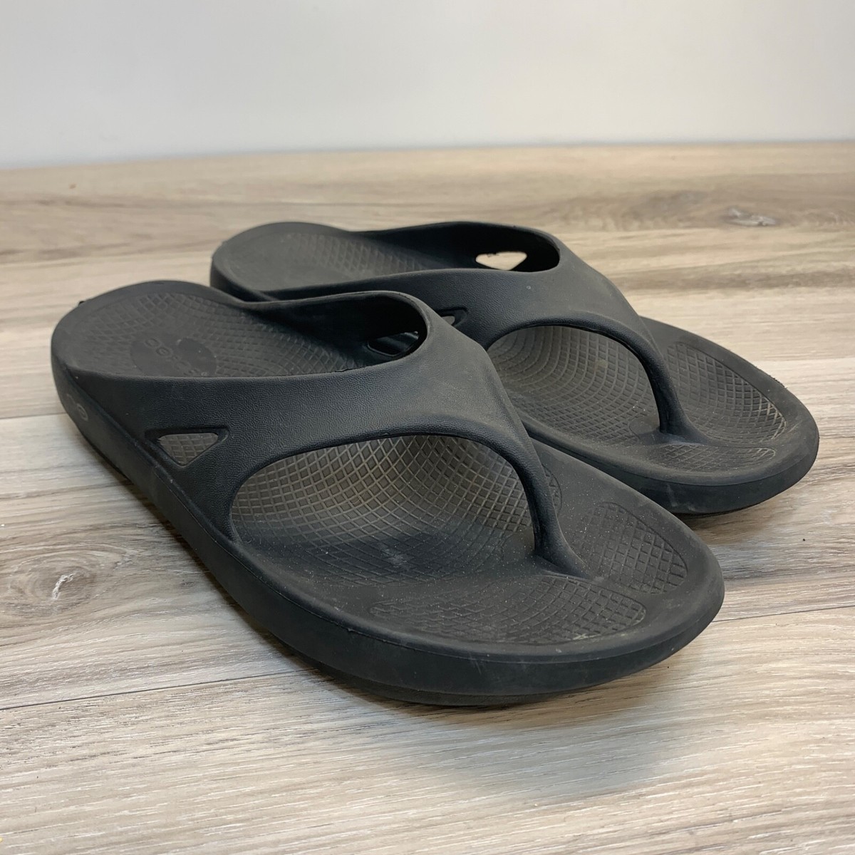 OOFOS OOriginal Recovery Flip Flops Black Unisex Men’s 9 Women’s 11 Men main image 2
