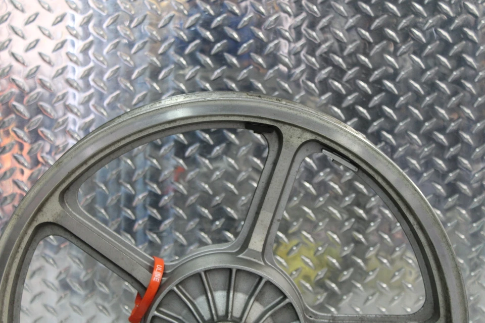 Honda Shadow Spirit 1100 VT1100C1 1998 llanta delantera Foto 2 de 4