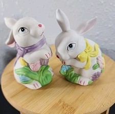 Vintage  Pair Easter Bunny Rabbit Porcelain Figurine